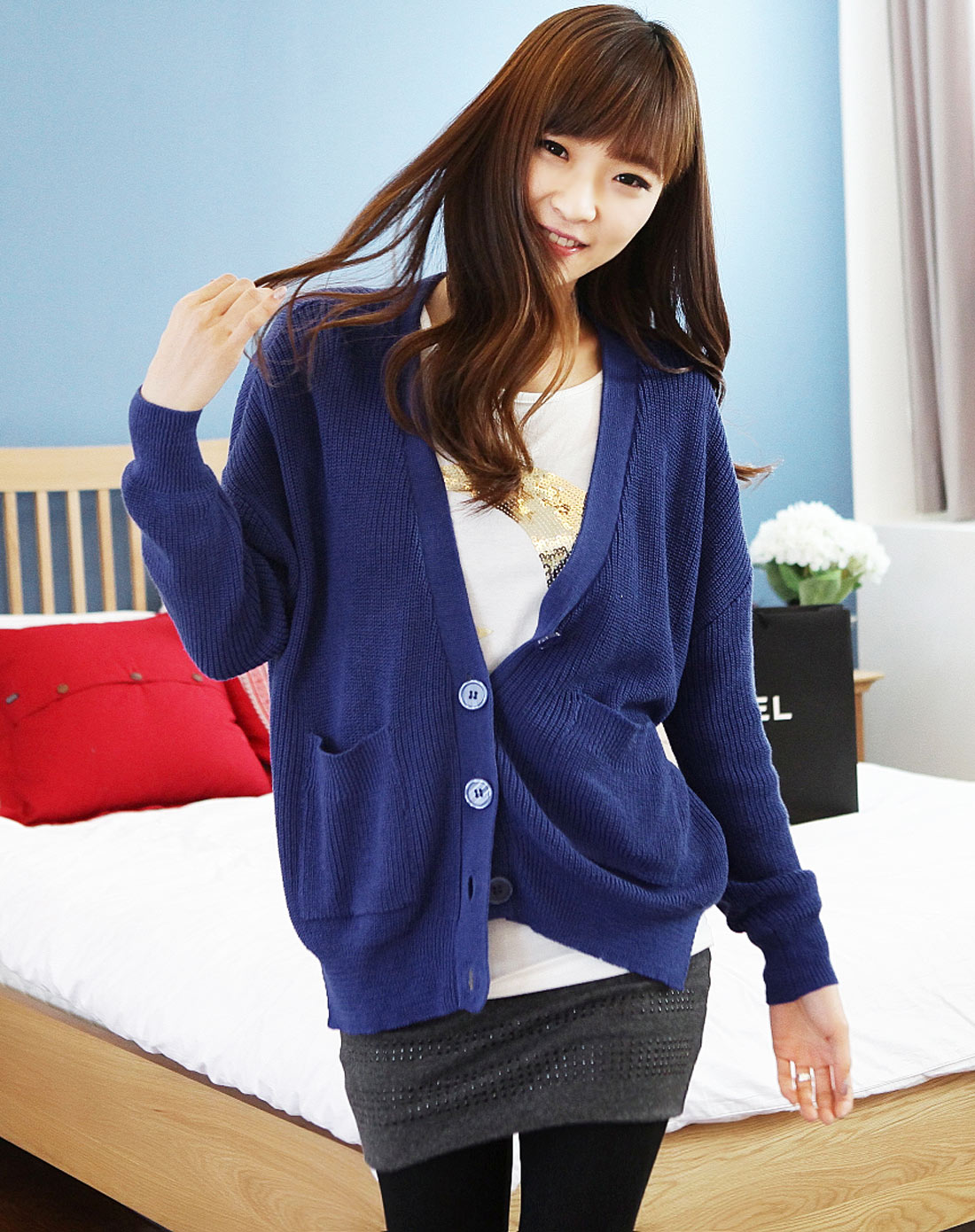 蓝色<em>长袖</em>宽松<em>针织开衫</em>jq