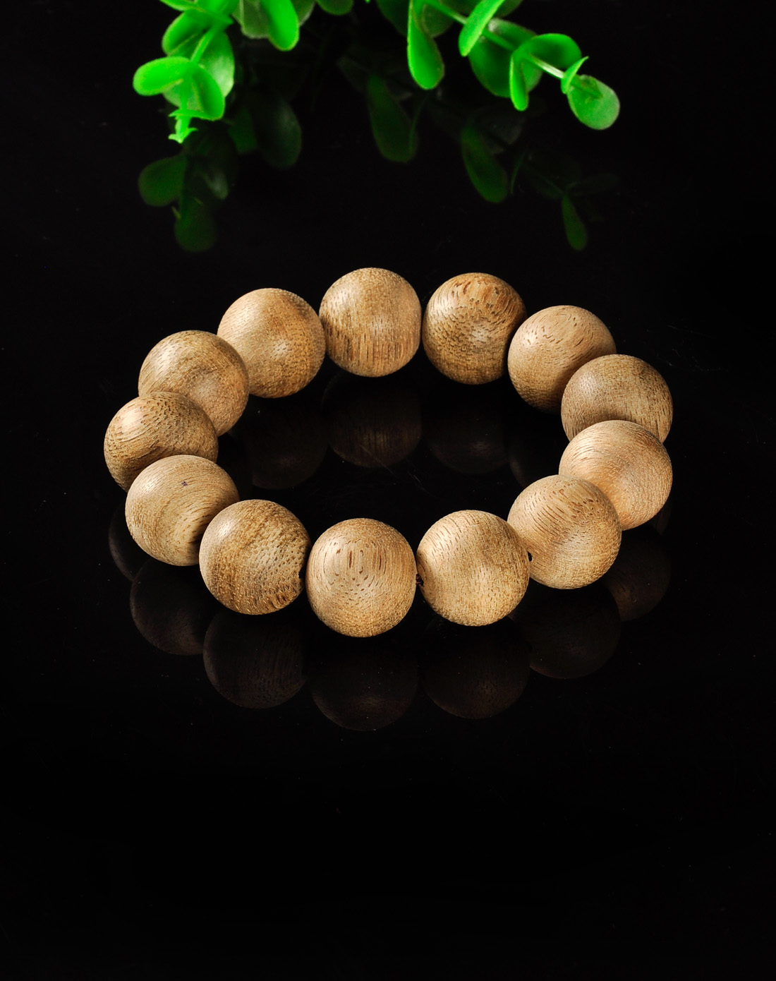 > 男款原木色芽庄沉香手链