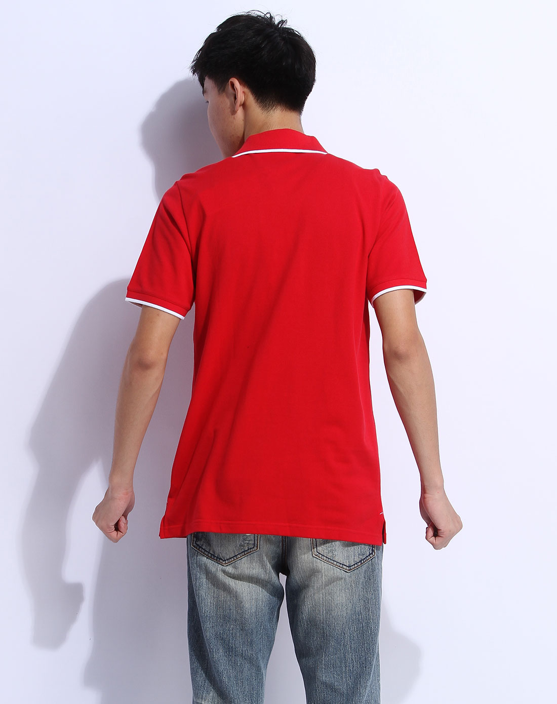 男性红色时尚简约短袖polo衫