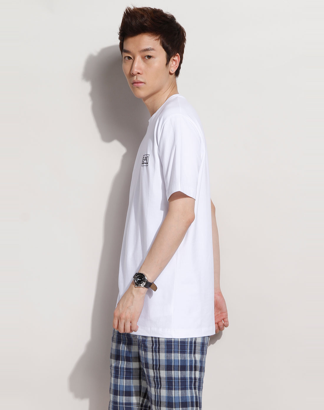 armani ea 男款白色简约短袖t恤