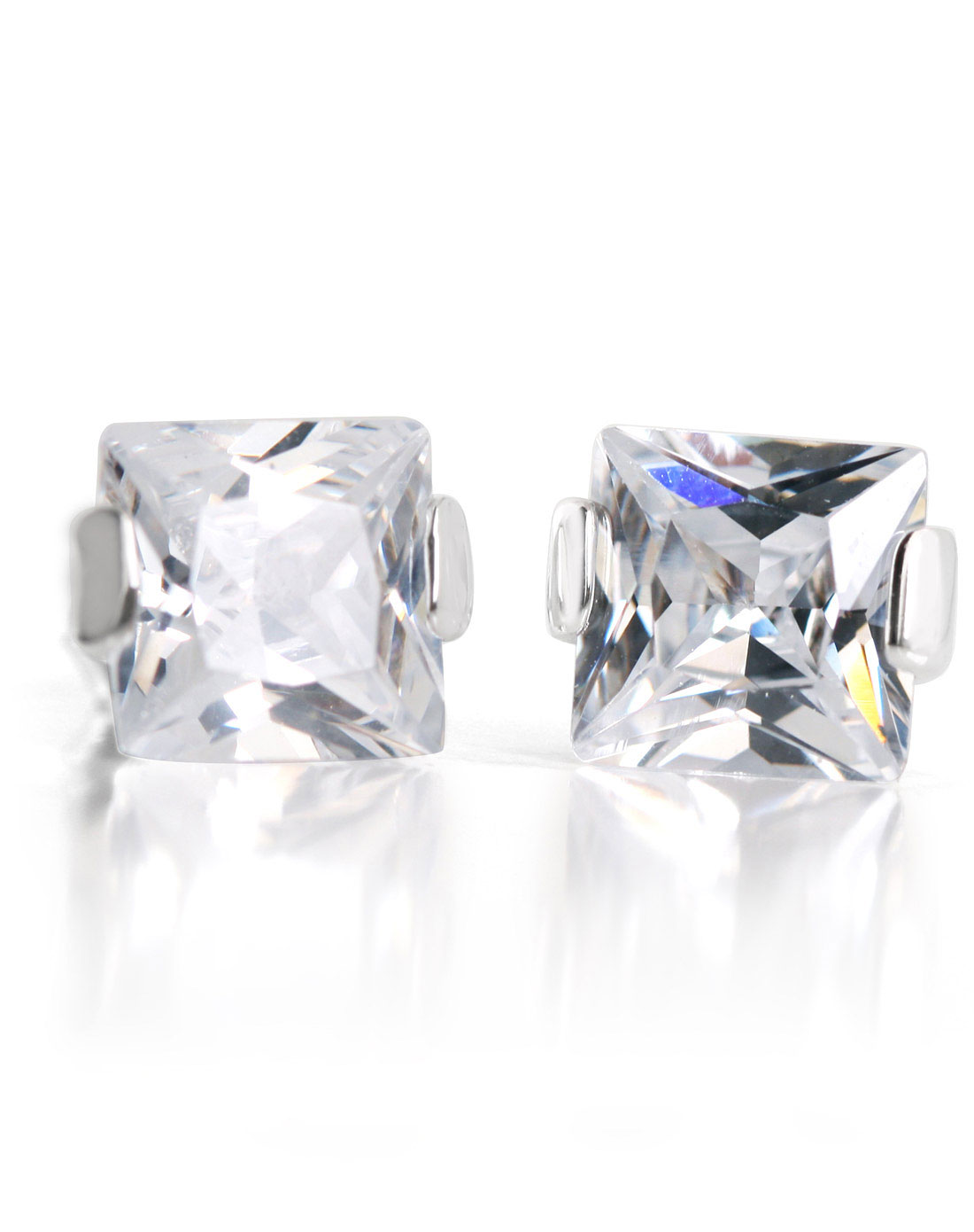 925纯银韩剧系列璀璨方钻耳钉