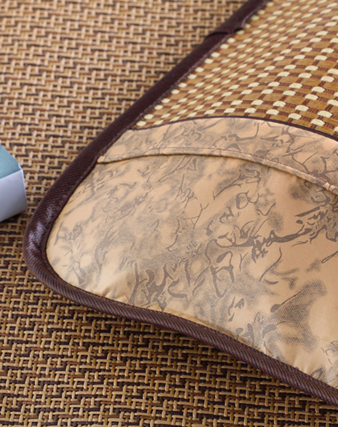 57*30cm清凉油柑叶枕