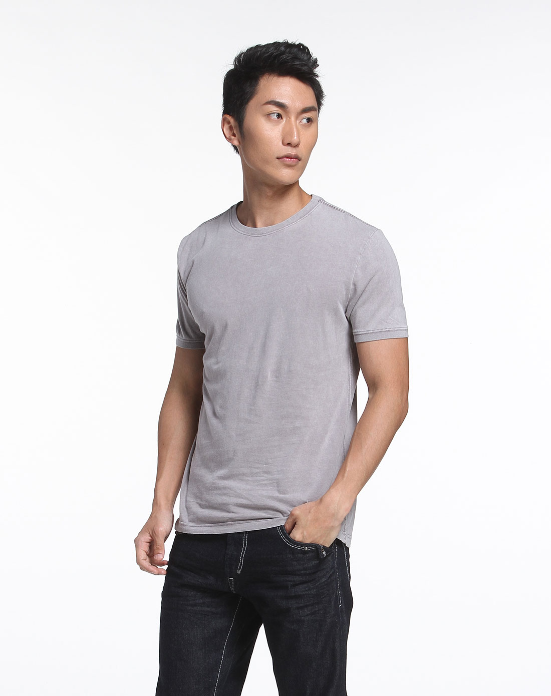 男款浅紫灰色圆领休闲短袖t恤