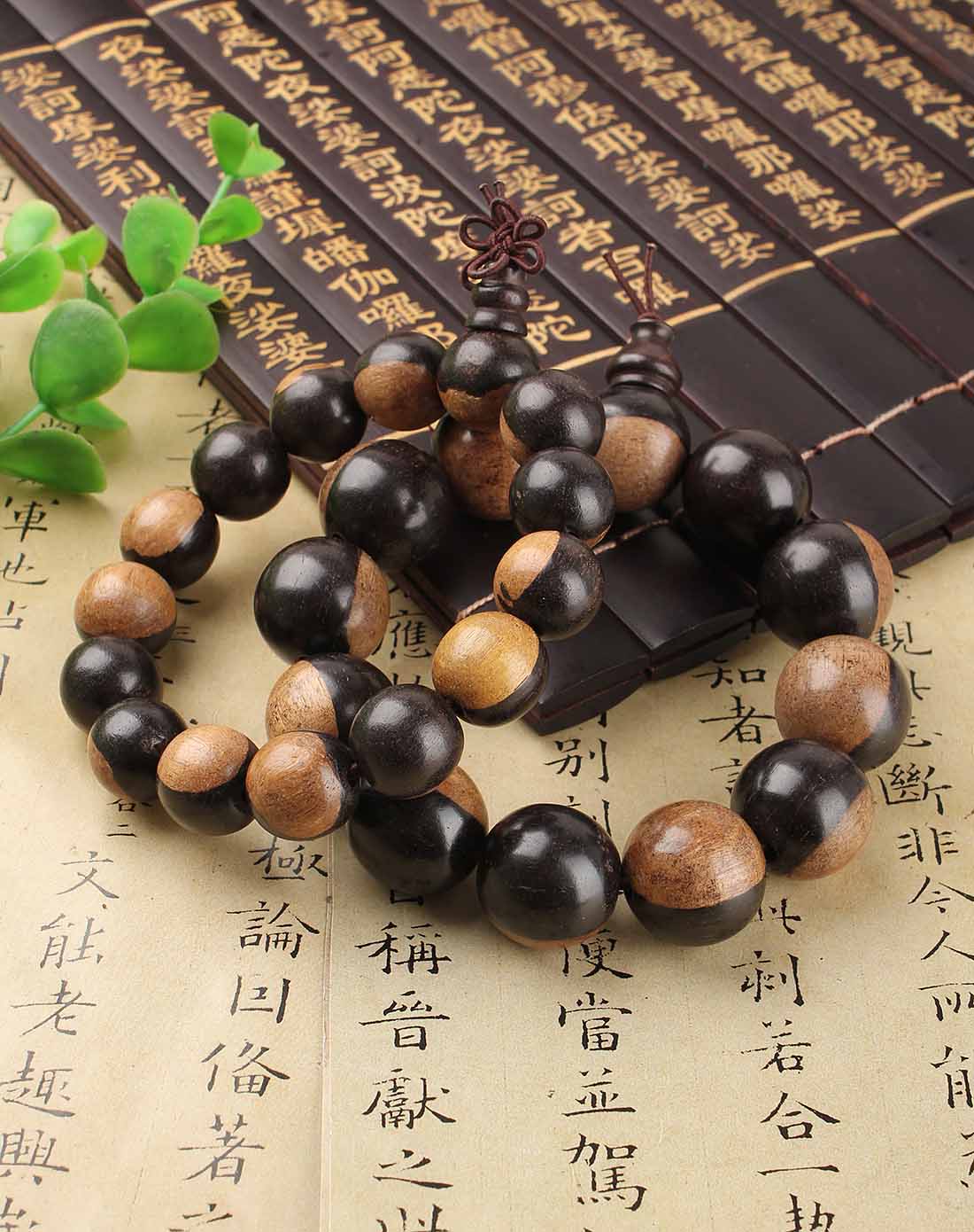 天然紫光檀阴阳木情侣手珠