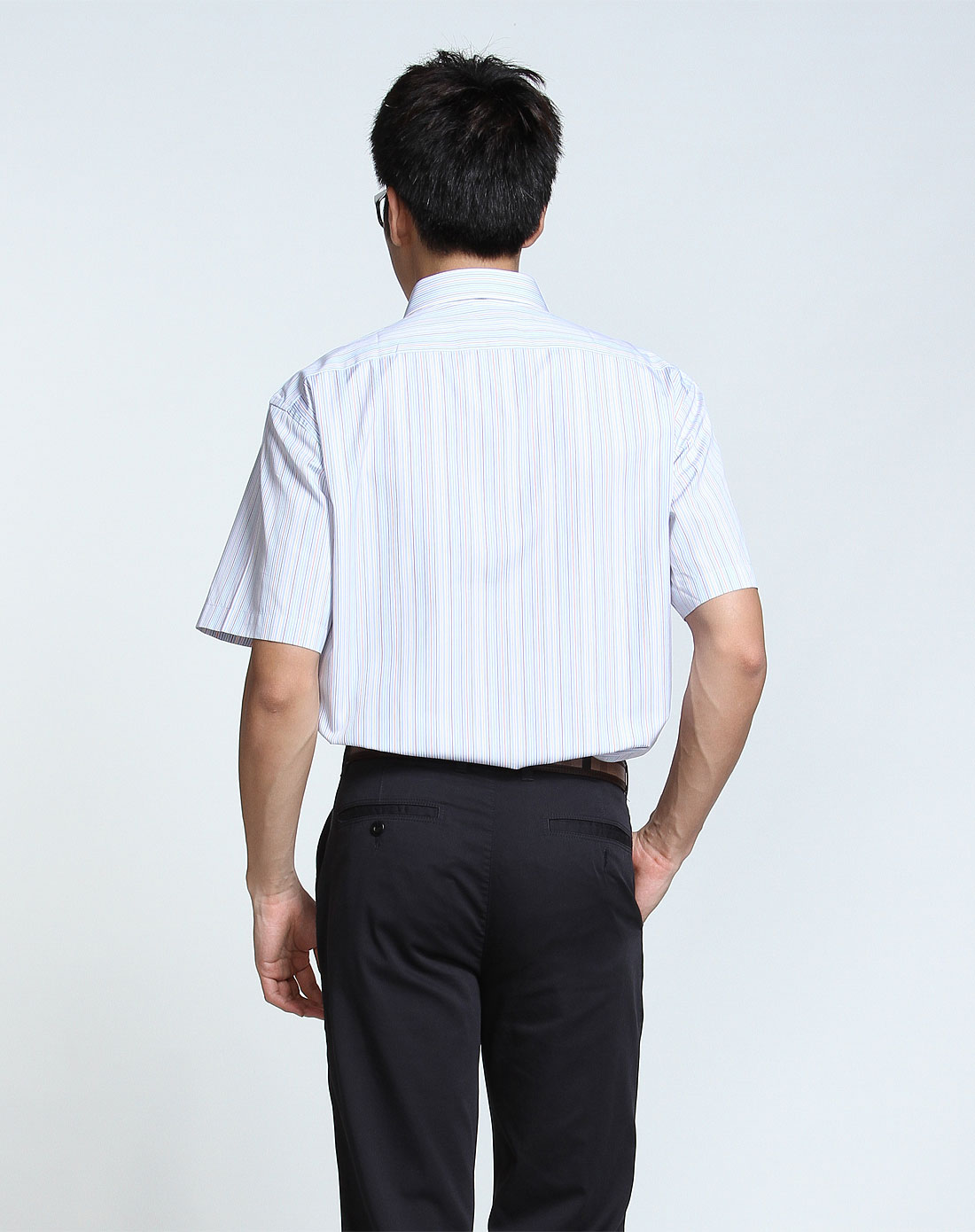 [ 凯撒 ] 蓝色时尚竖条纹短袖衬衫