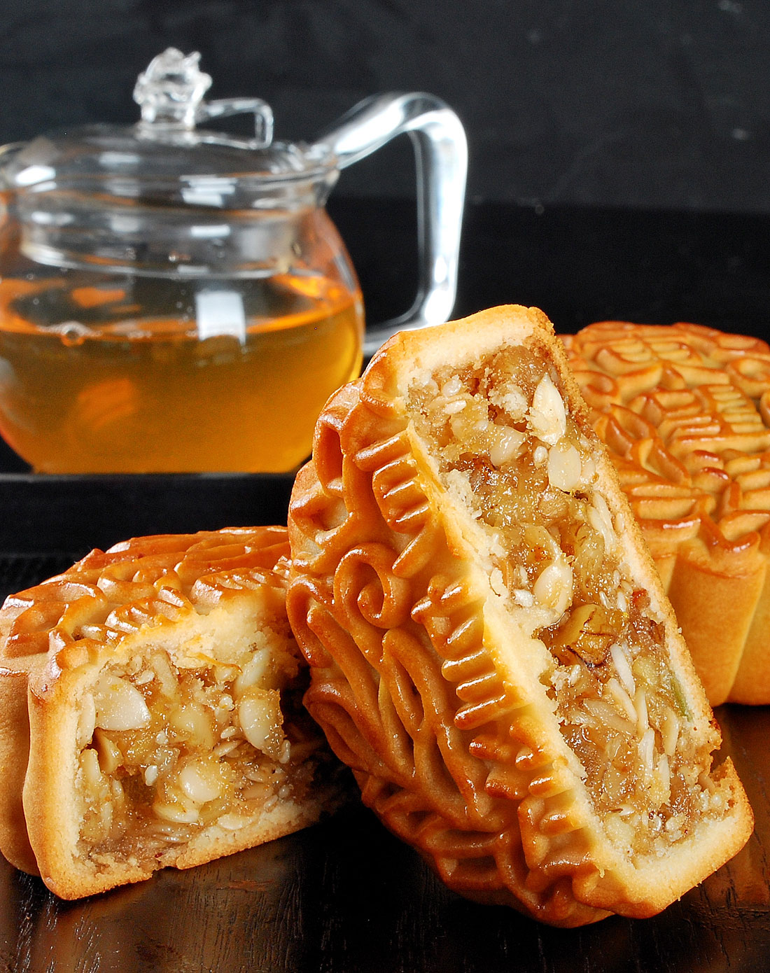 澳门东望洋伍仁月饼720g