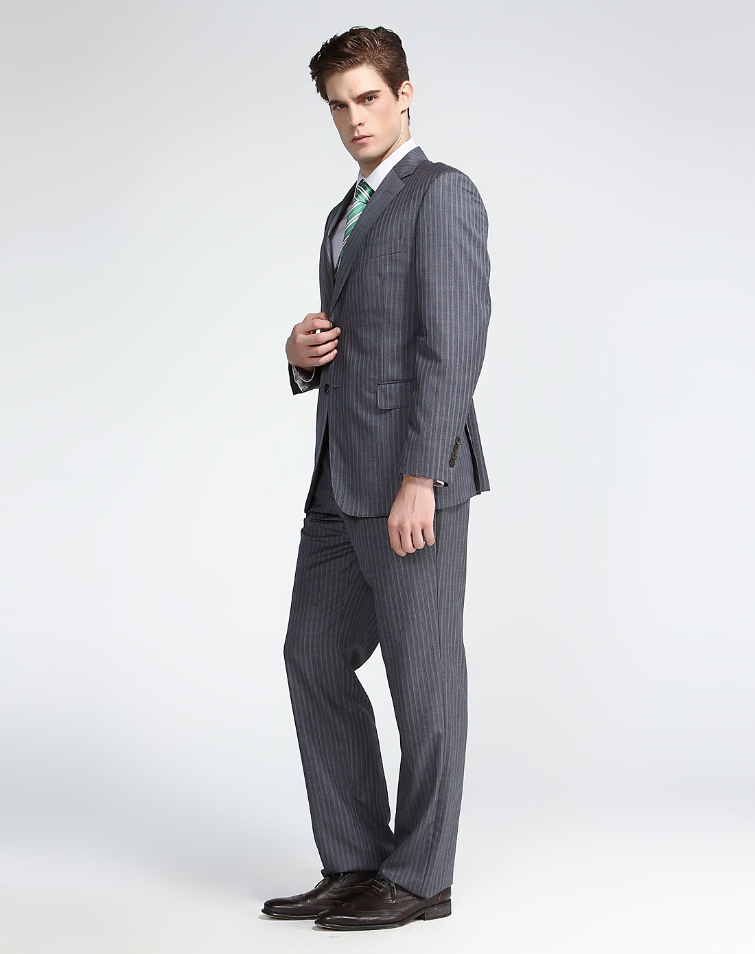 炭灰色时尚帅气条纹长袖西装套装