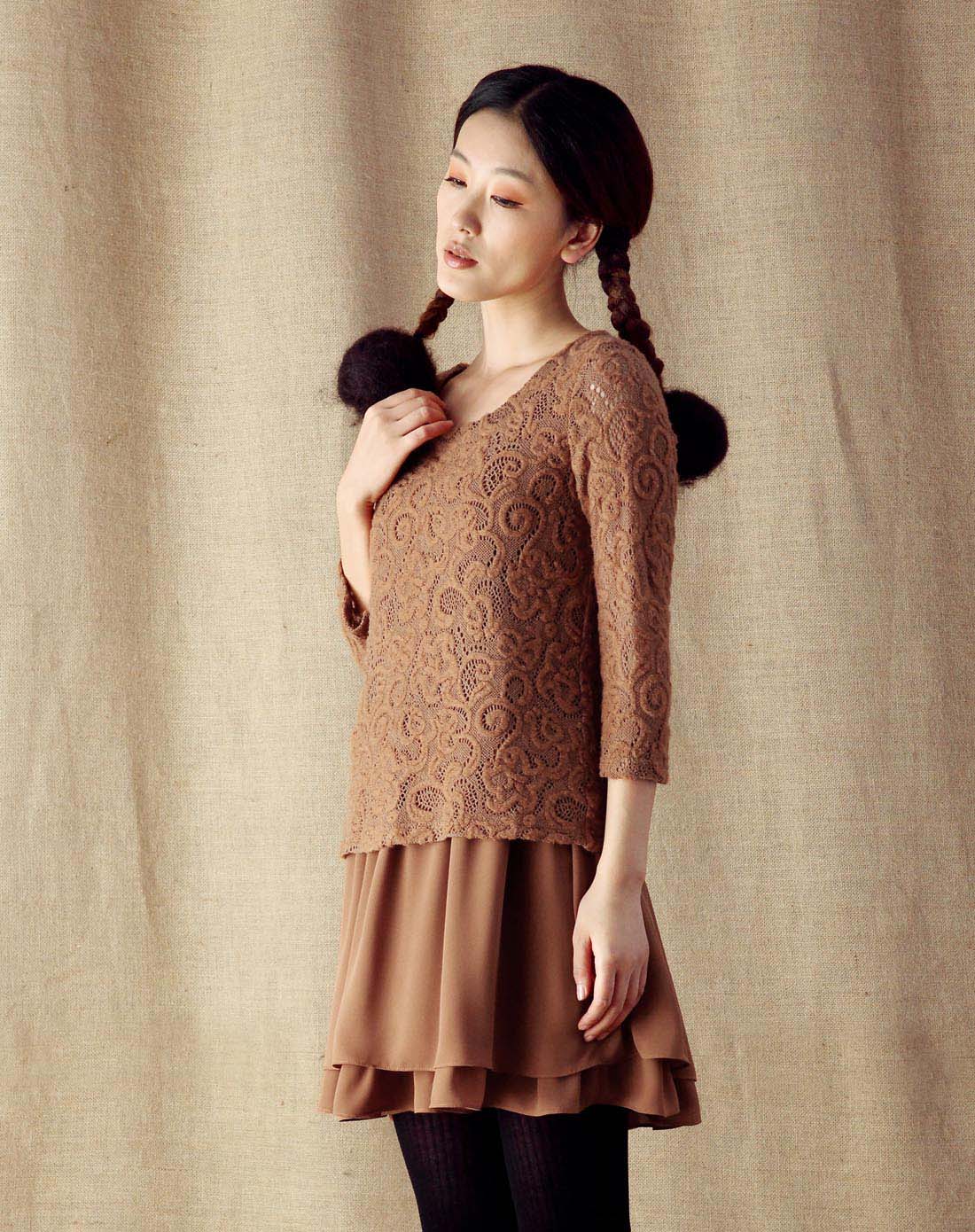 浅咖色提花假两件七分袖连衣裙